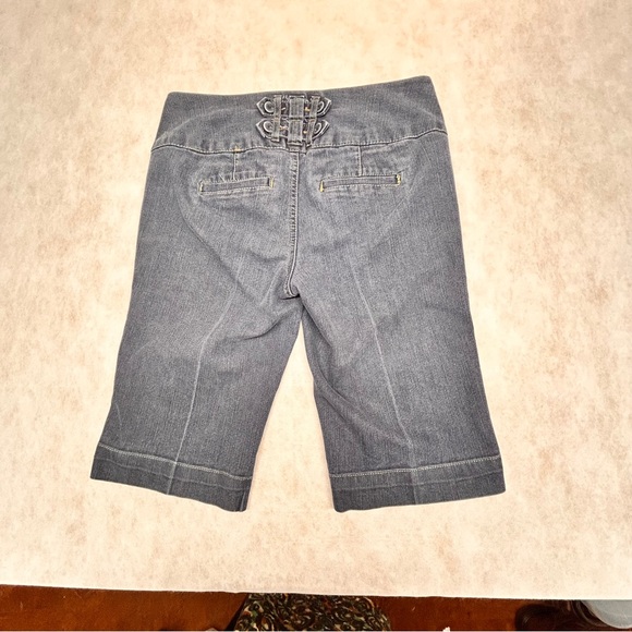 Stylish Denim‎ Bermudas by One 5 One Size 4 - Picture 2 of 9